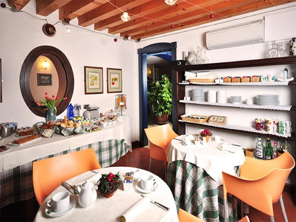 Hotel Dolcemela Ferrara Zewnętrze zdjęcie
