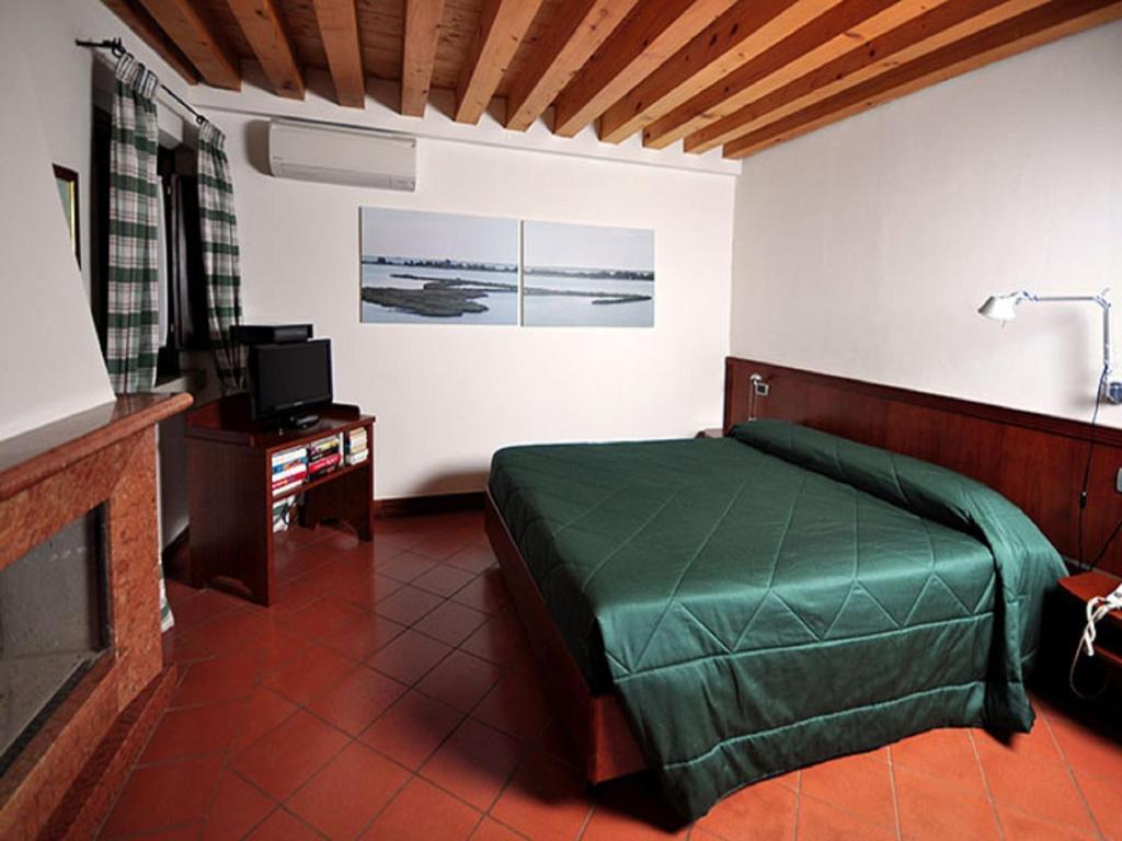 Hotel Dolcemela Ferrara Pokój zdjęcie